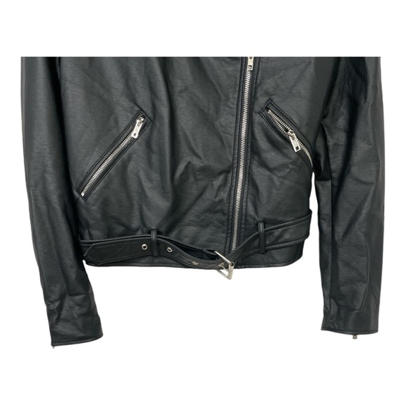 Urban Outfitters Faux Leather Moto Jacket Full Zip Black Belt Motorcycle size M - Picture 6 of 12